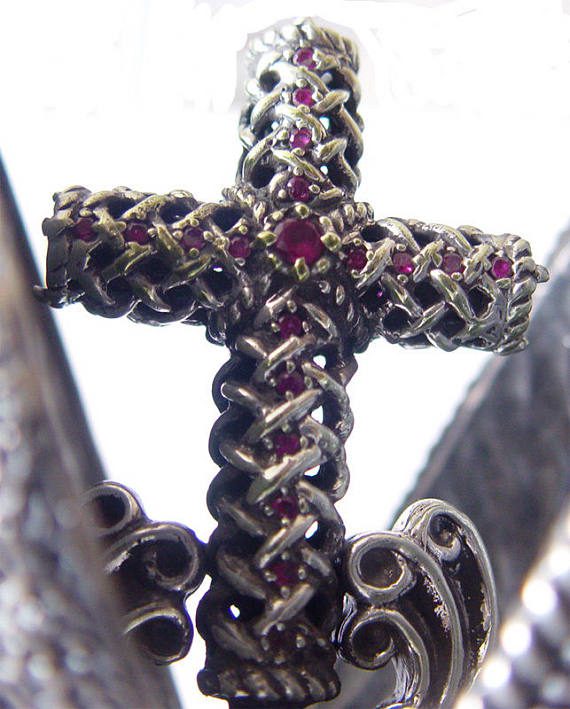 The Crucifix of Jesus Sterling Silver Egg 3