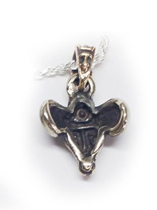 The Ram Silver Pendant with Sapphire V1 Big 3