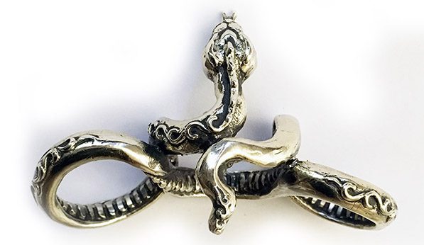 Snake wrapping on 3 fingers Sterling Silver Ring
