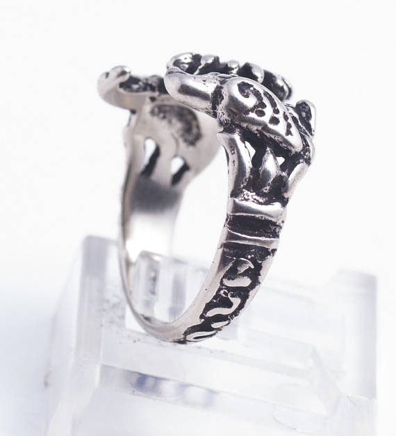 Arshakuni Dynasty V2 Small Sterling Silver Ring 4