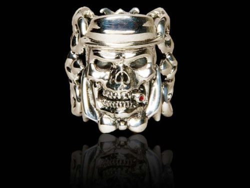 Skull Ring with Ruby Cigar