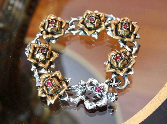 Imperial Rose Link Bracelet with Rubies 4