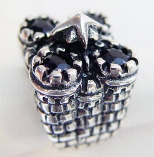 Castle Sterling Silver Ring with Black Stones 2
