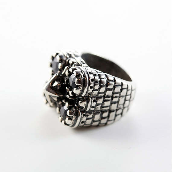 Castle Sterling Silver Ring with Black Stones 5
