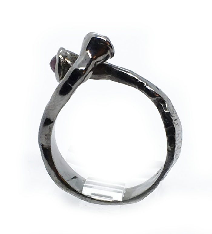 Garnet Stone 925 Sterling Silver Black Rhodium Plating Ring 2
