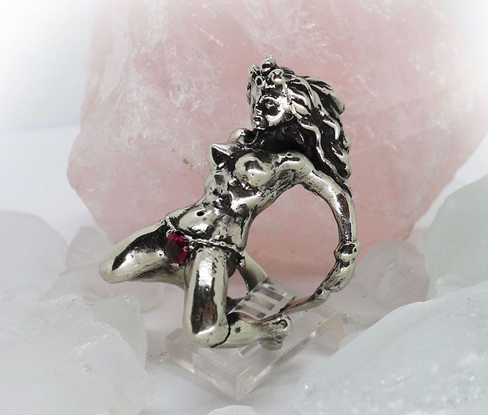 Horny Woman with Red CZ Heart shape Stone Panties Silver Ring 2