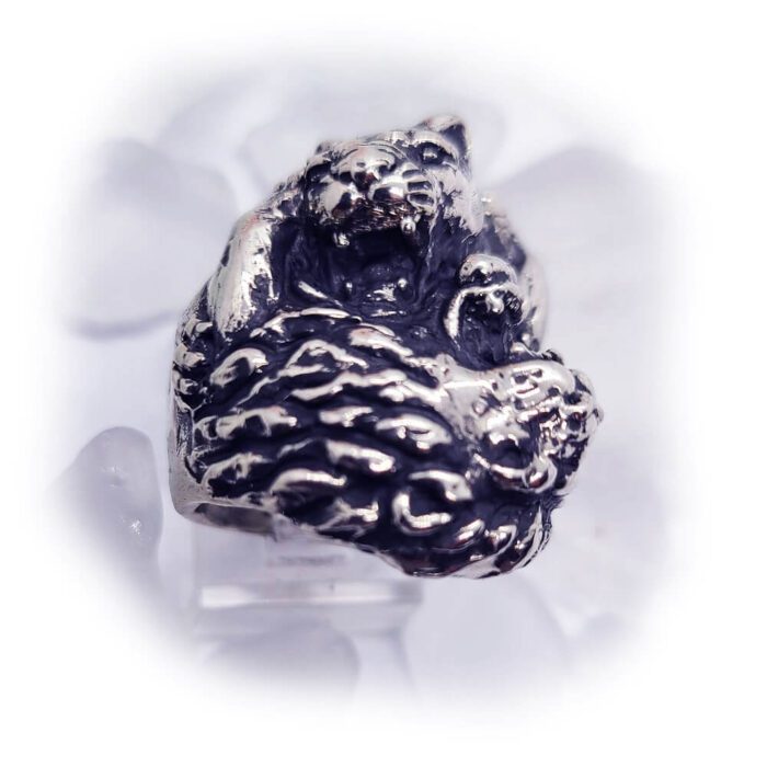 Lions Love Silver Ring 3